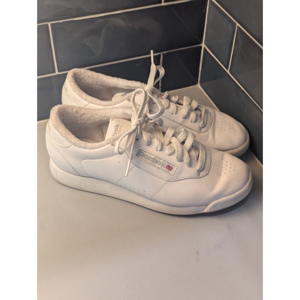 Size 8 - Reebok Princess White Cheer Shoes Sneakers